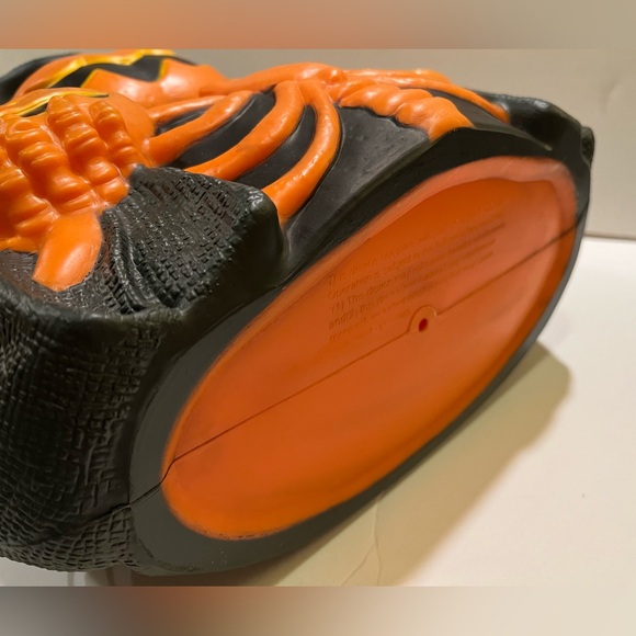 NWT TARGET HYDE & EEK LIGHT UP PUMPKIN GRIM REAPER. - Picture 4 of 12